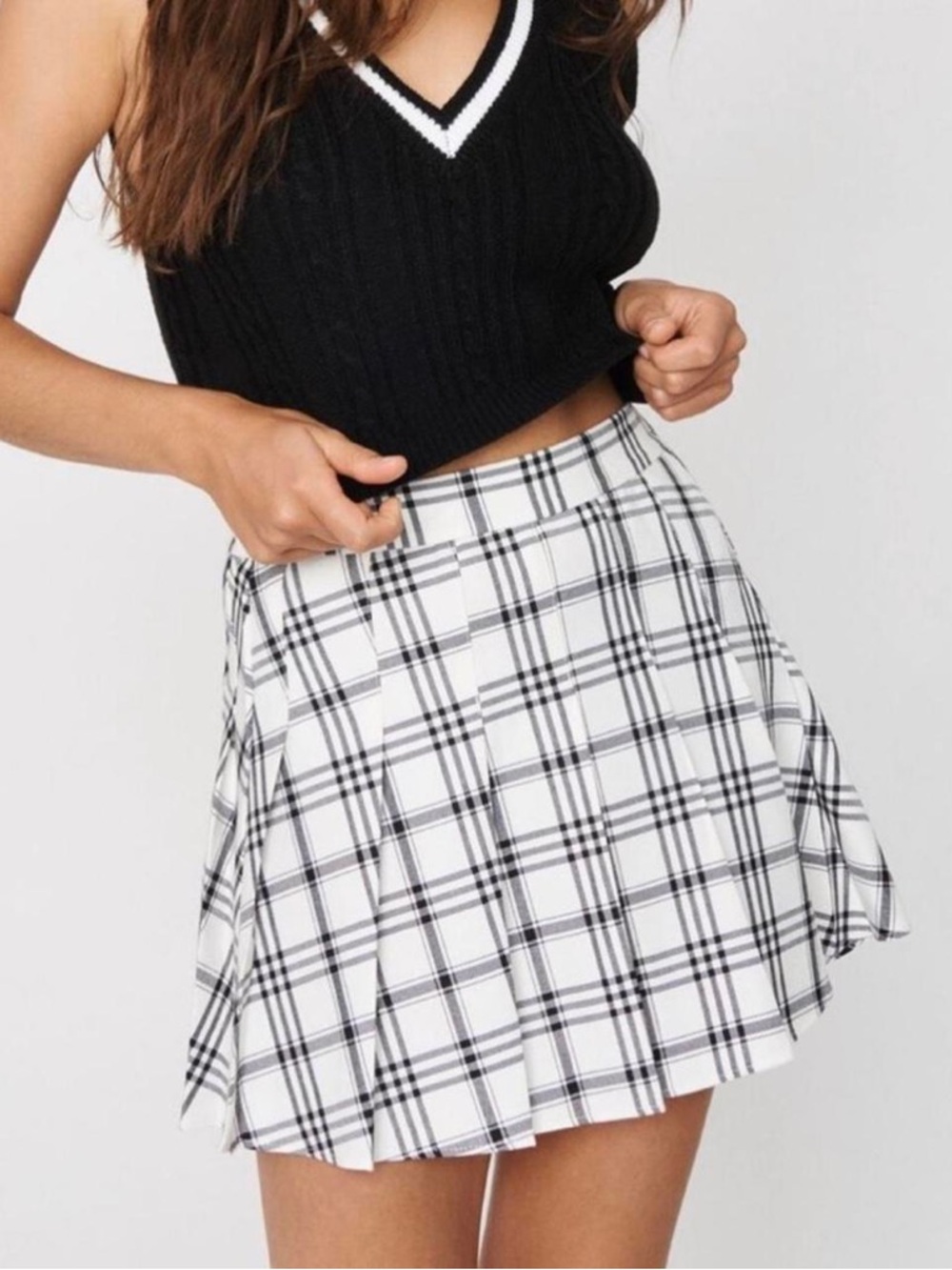 Garage Black and White Checkered Pleated Mini Skirt
